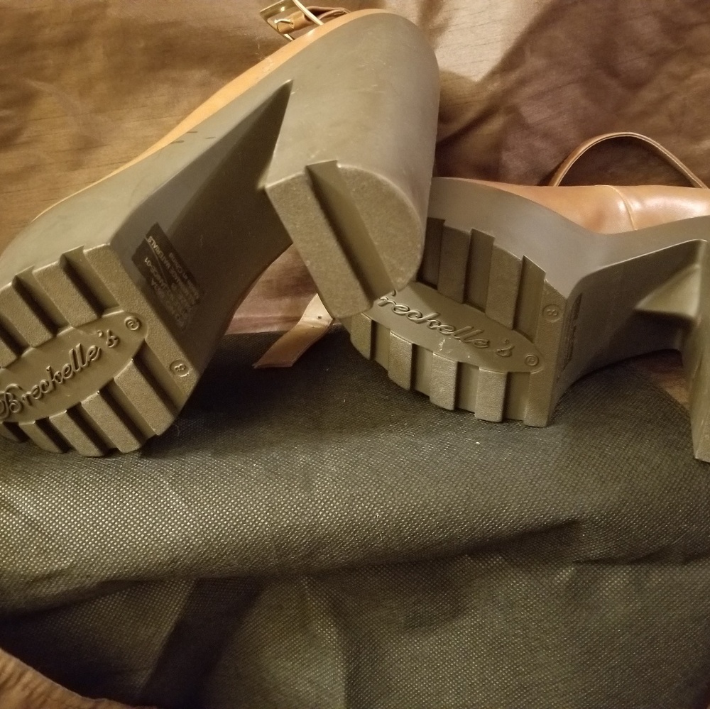 Shoes - Picture 3 of 3